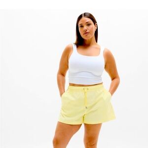 Athleta Midday Mid Rise Poplin Short - NWT - Citron M